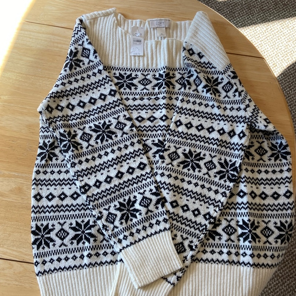 Women’s loft sweater